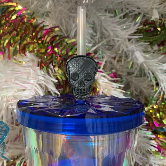 Skull Straw Toppers - Picture 3 of 4